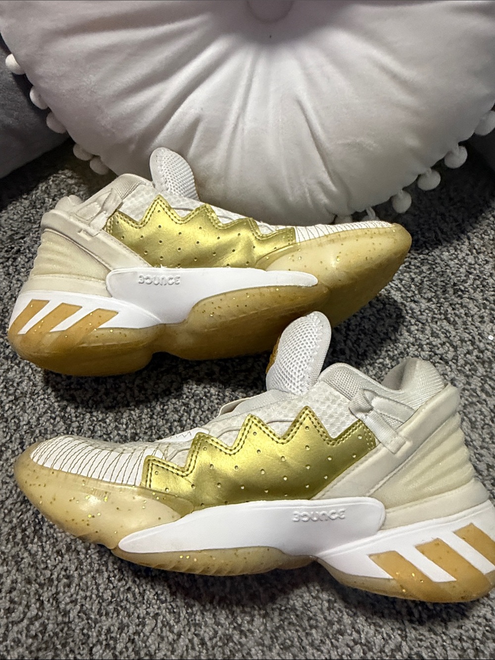 adidas D.O.N. Issue 2 White Gold Metallic Basketball Shoes Kids 6.5Y - Picture 4 of 5